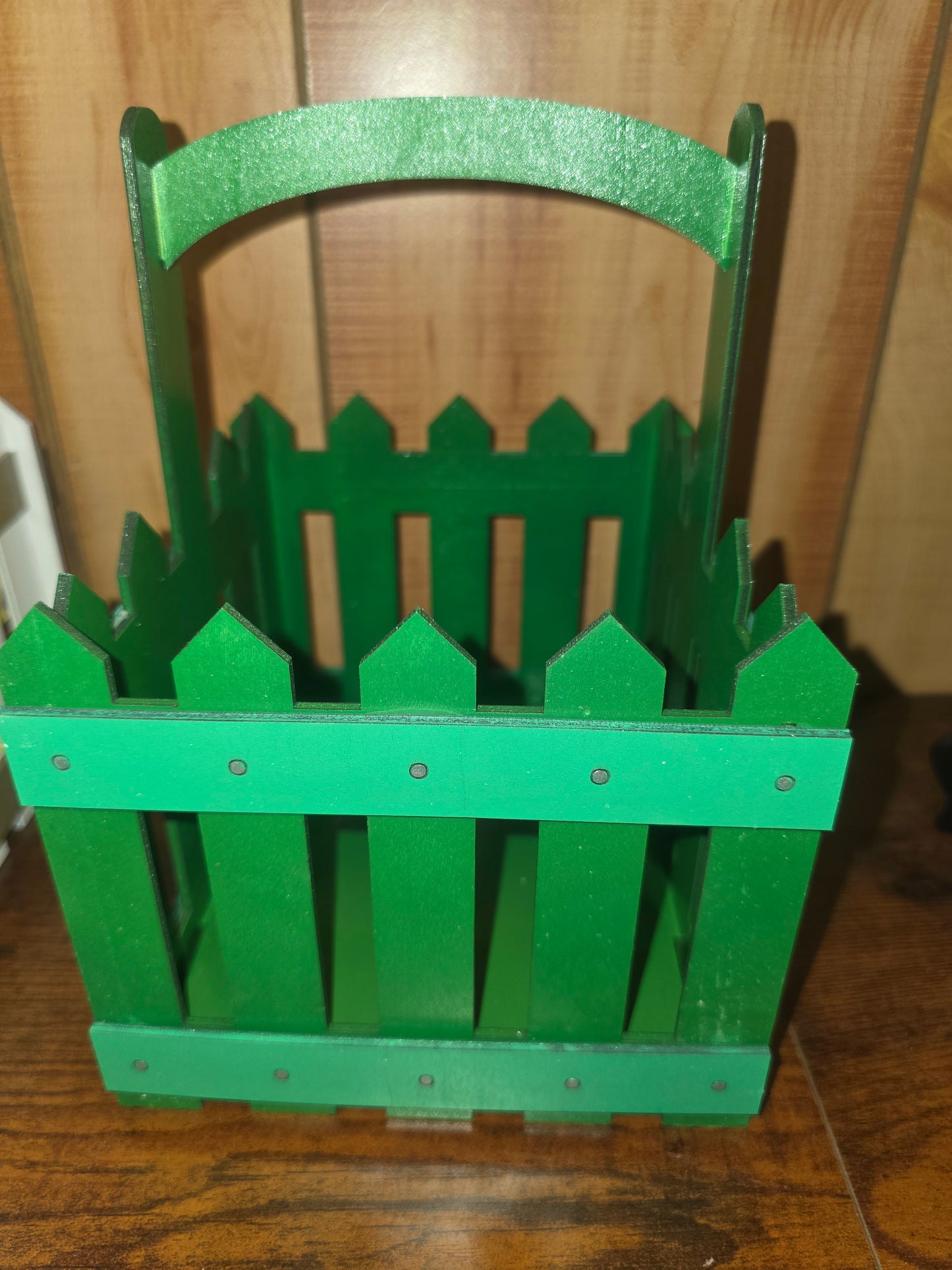 Pickett Fence Basket